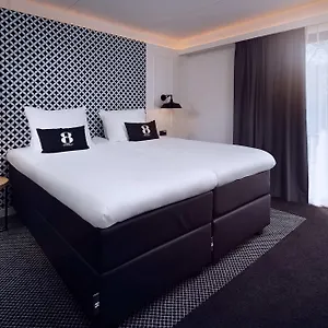 Gr8 Riverside Hotel