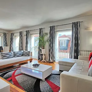 Myplacelisbon - Bairro Alto , Lisboa Portugal